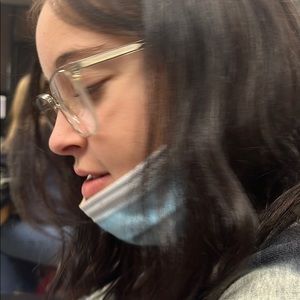 Meet your Posher, Ava